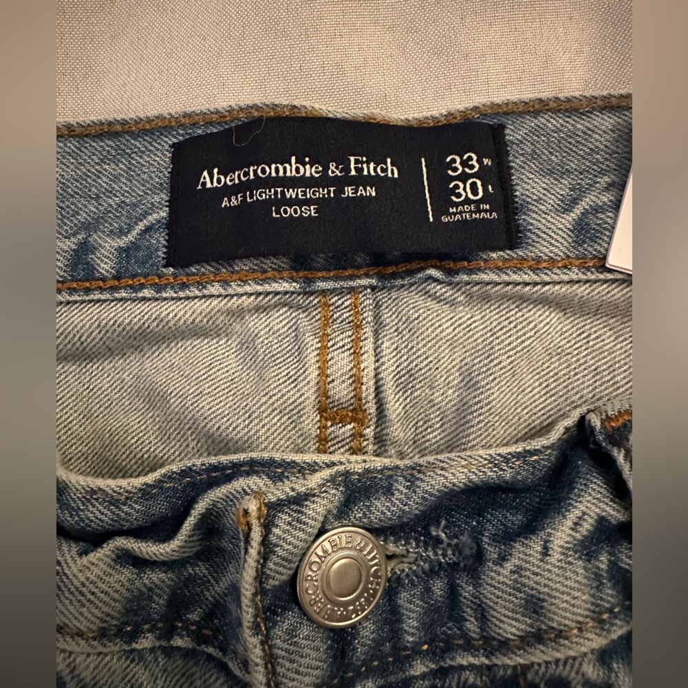 Abercrombie & Fitch Men's lightweight loose jeans 33x30 NWT - Picture 3 of 5